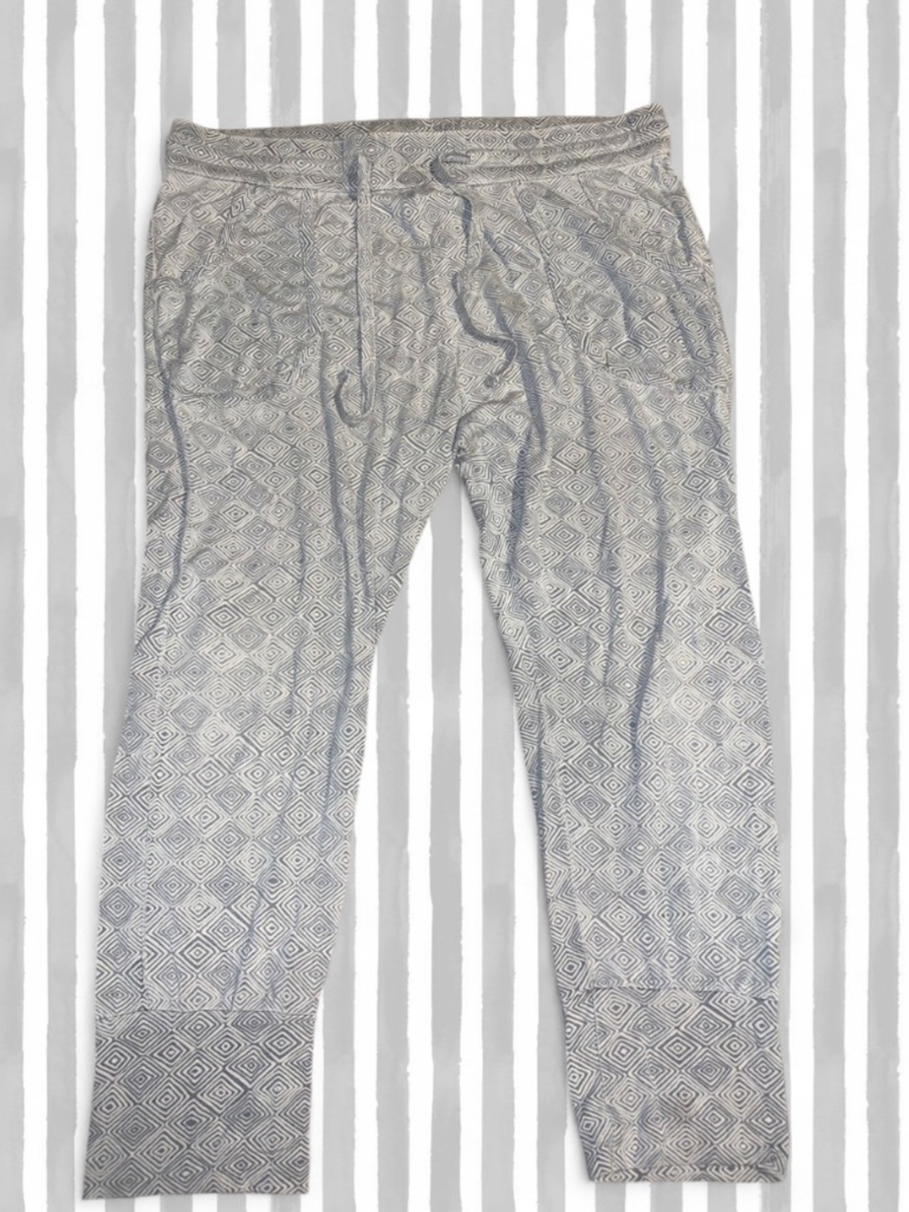The Woods Women’s Capri Joggers